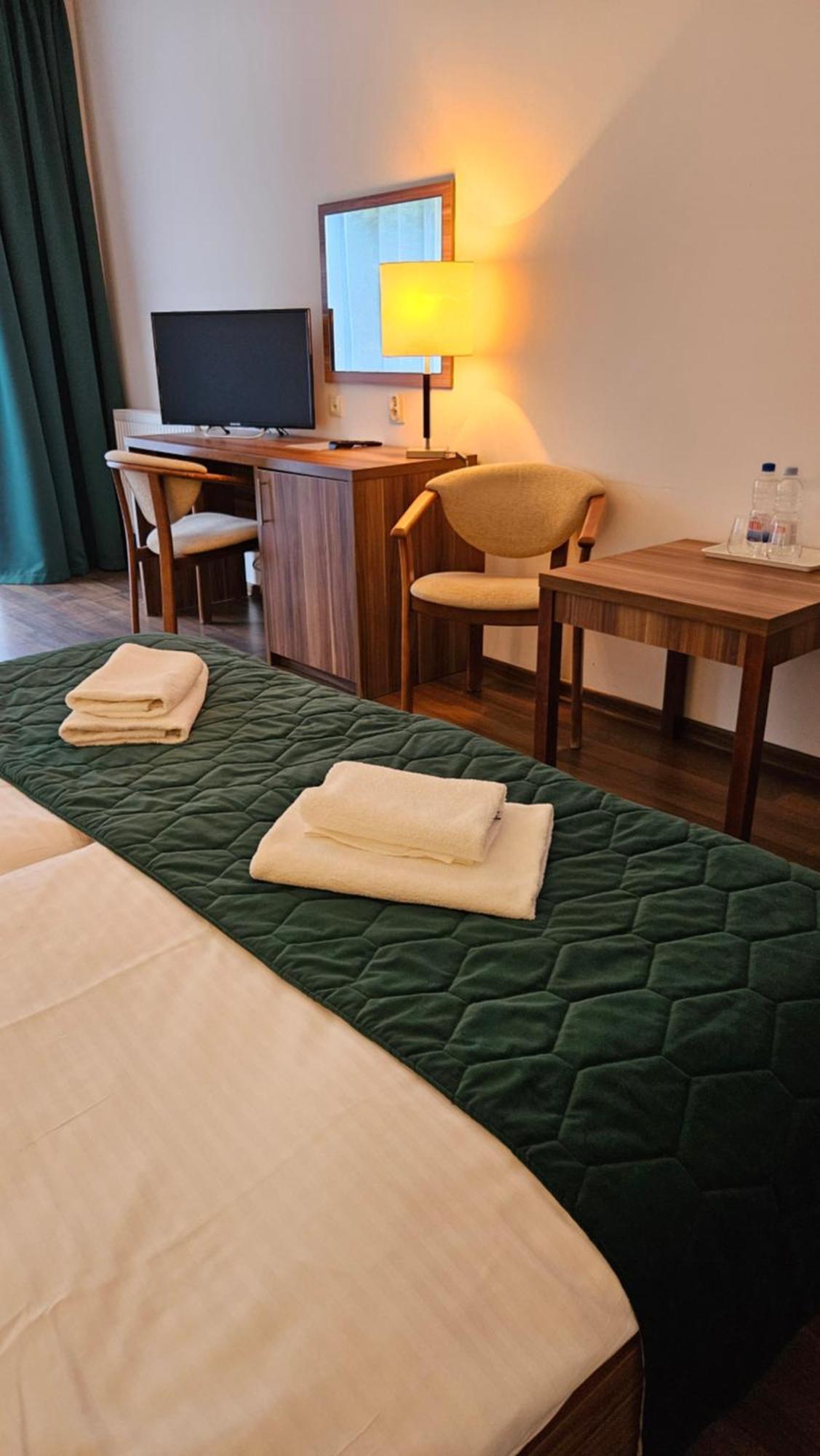Bursztyn Spa Kołobrzeg Eksteriør bilde