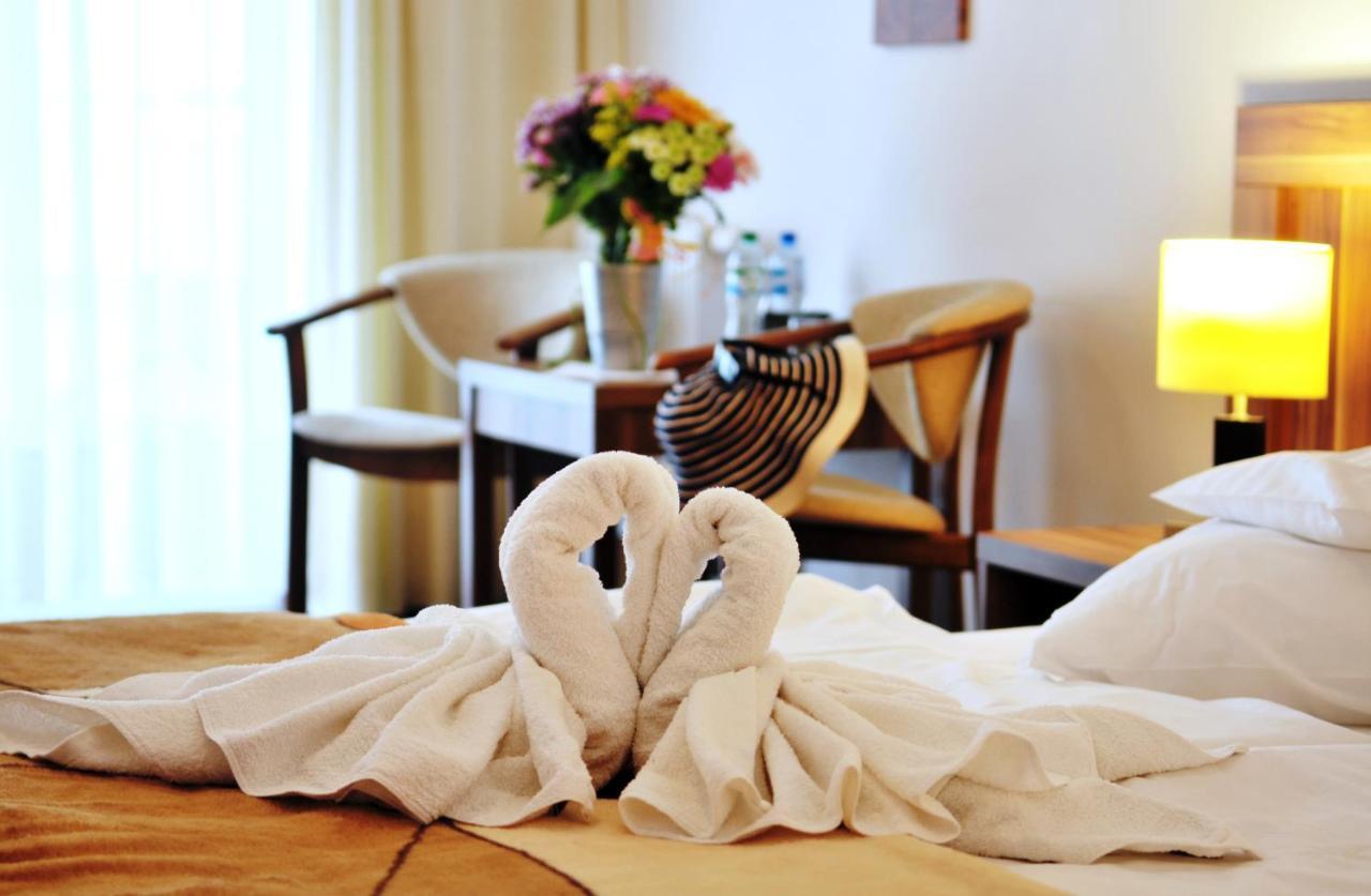 Bursztyn Spa Kołobrzeg Eksteriør bilde